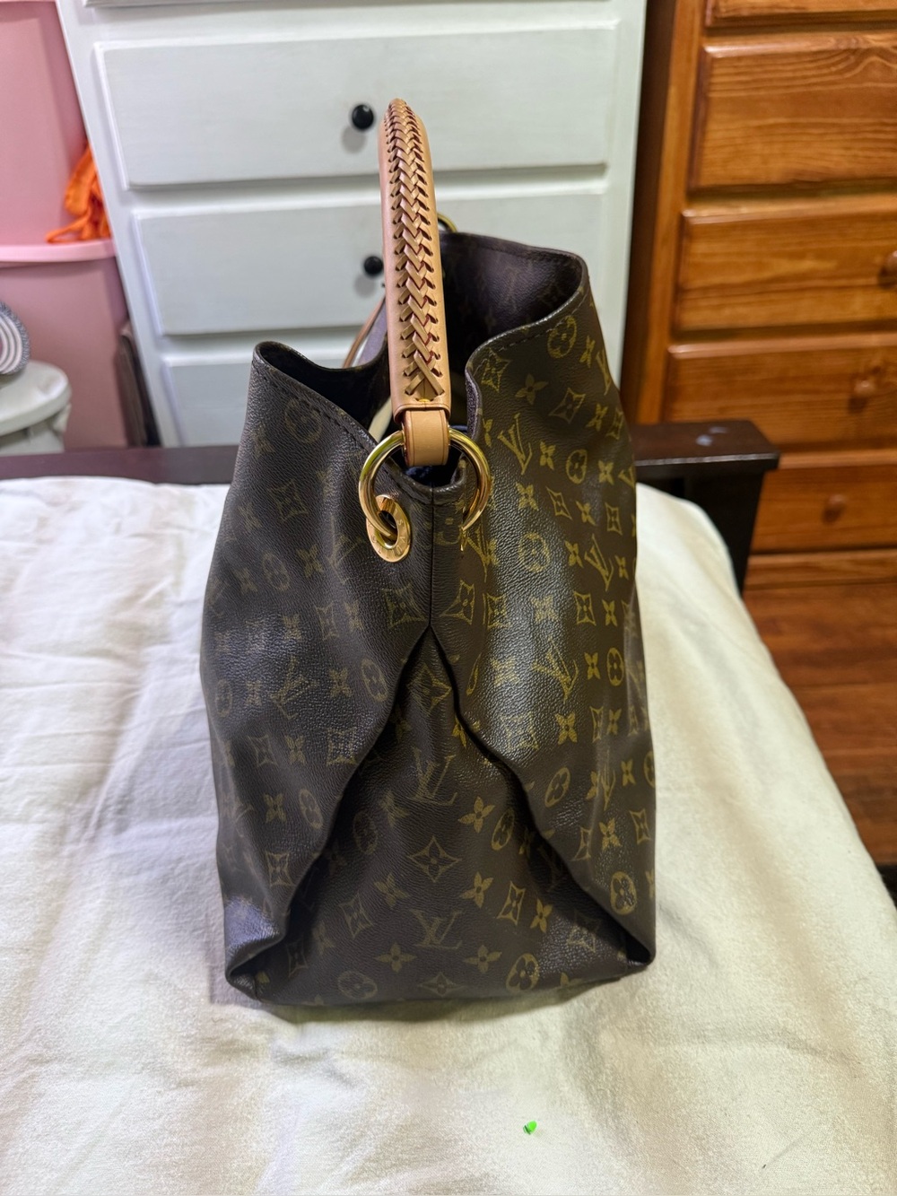LOUIS VUITTON Artsy MM Monogram Canvas Hobo Shoulder Bag Brown - Picture 2 of 9